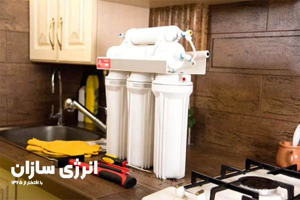 راهنمای خرید و نگهداری دستگاه تصفیه آب خانگی با توجه به نیاز شما 5 تعمیر و نگهداری دستگاه تصفیه آب خانگی