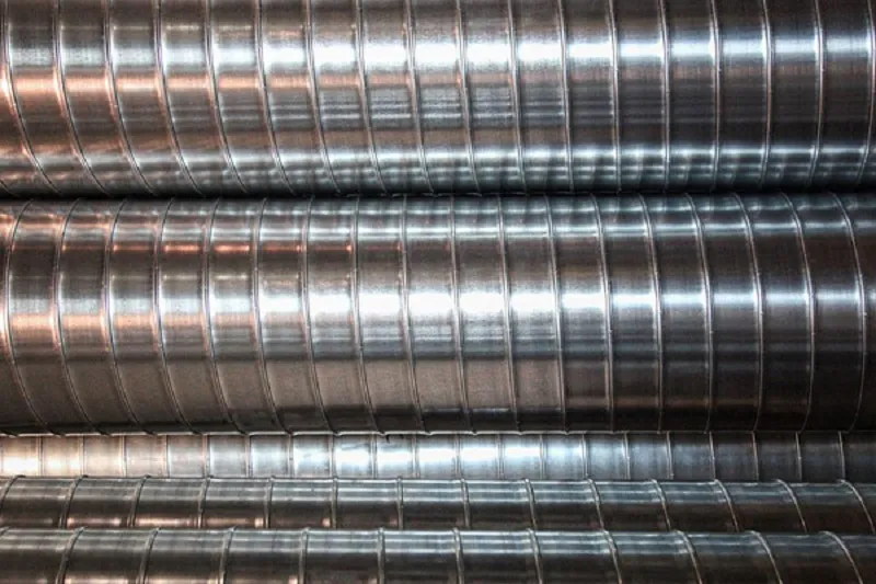 کاربردهای اصلی لوله اسپیرال در پروژههای مهندسی 2 کاربردهای لوله اسپیرال در صنایع مادر